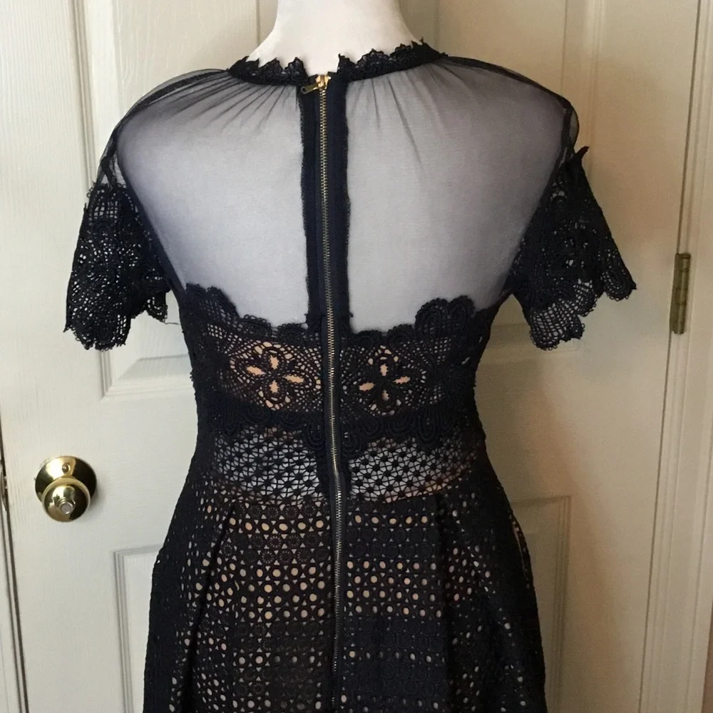 Few Moda NWT Ramona Navy Blue & Nude Lace & Mesh Party Dress - S